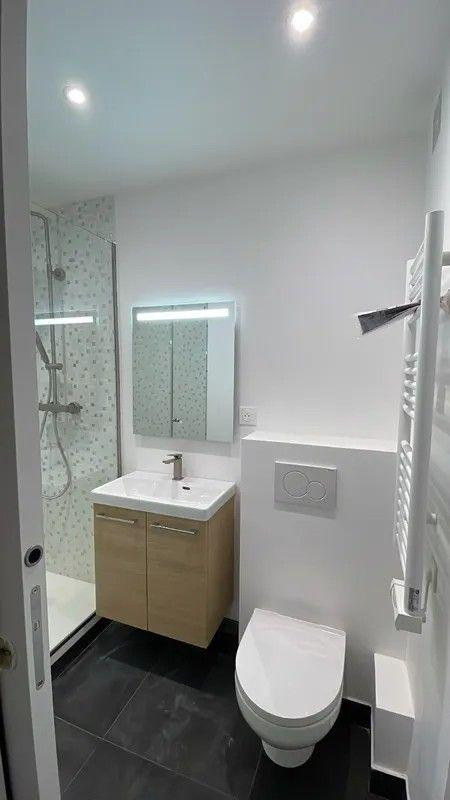 
                                                Location
                                                 Beau studio meublé 26m² à neuf avec terrasse 20m²