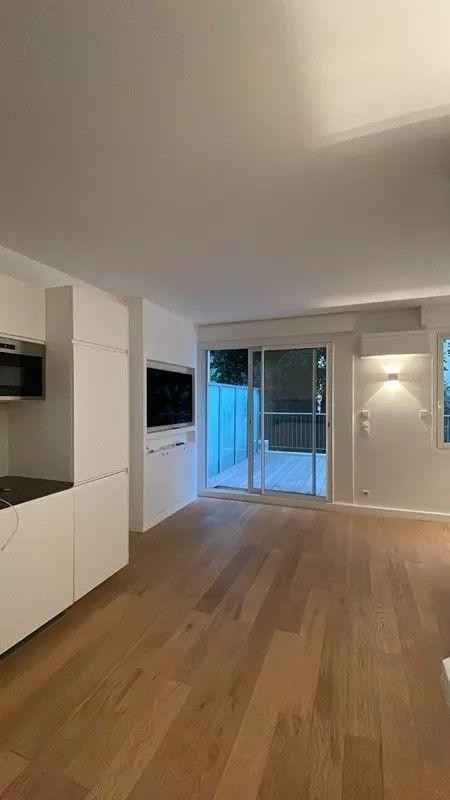 
                                                Location
                                                 Beau studio meublé 26m² à neuf avec terrasse 20m²