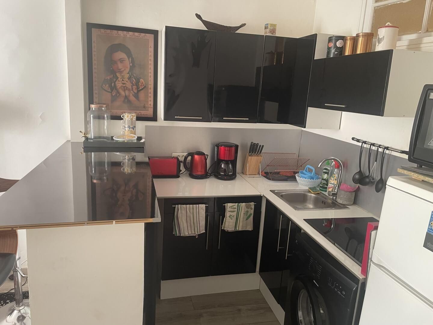 
                                                Location
                                                 Beau studio meublé 26m² dans rue très calme
