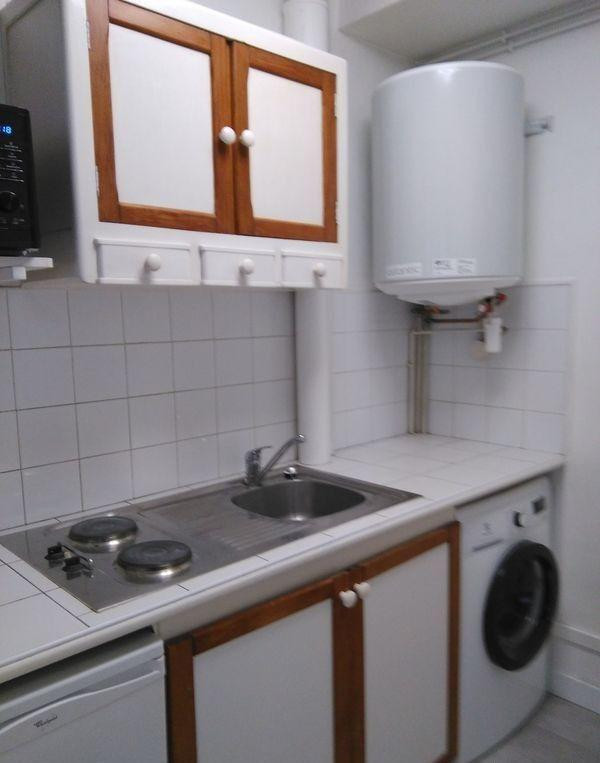 
                                                Location
                                                 Beau studio meublé 26m² métro volontaires