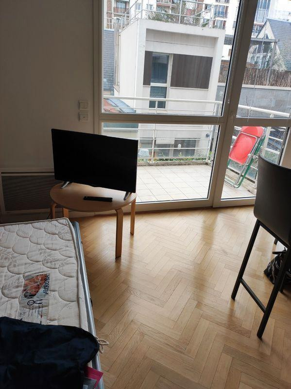 
                                                Location
                                                 Beau studio meublé 28 m² avec terrasse