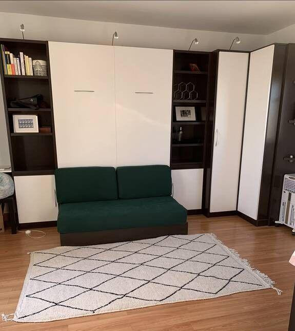 
                                                Location
                                                 Beau studio meublé 28m² avec balcon