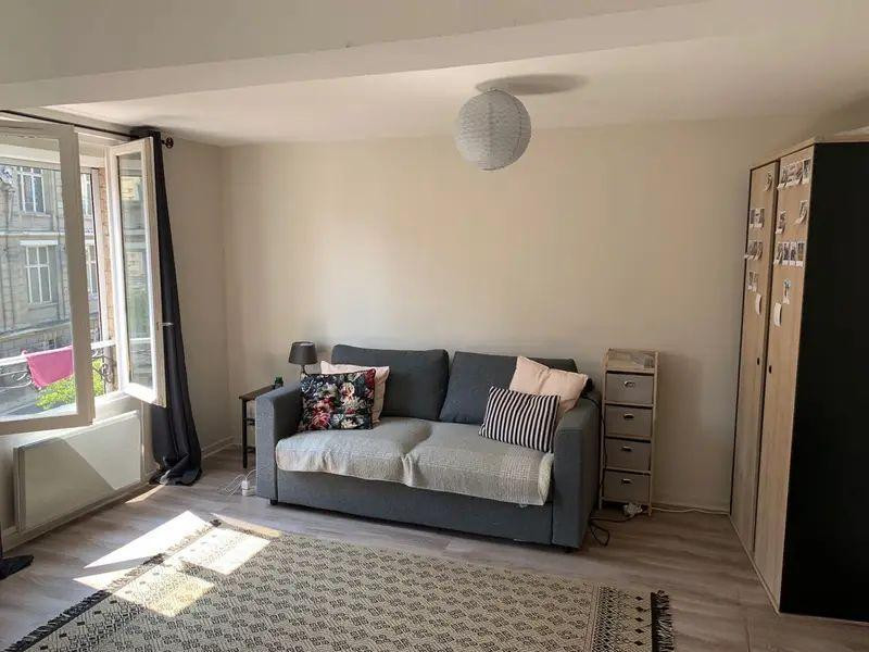 
                                                Location
                                                 Beau studio meublé - 29m² centre ville Rouen