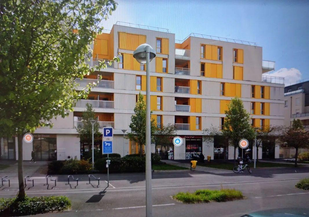 
                                                Location
                                                 Beau studio meublé 29m² confortable et fonctionnel