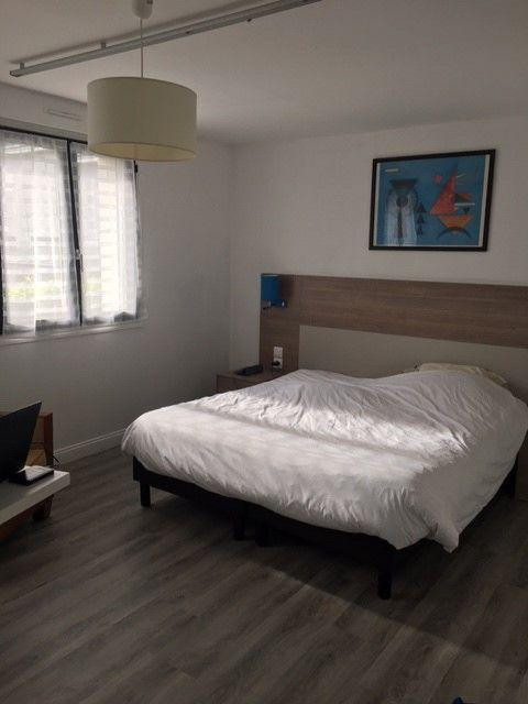 
                                                Location
                                                 Beau studio meublé 29m2 à NANTES JONELIERE