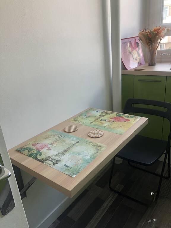 
                                                Location
                                                 Beau studio meublé 30 m²
