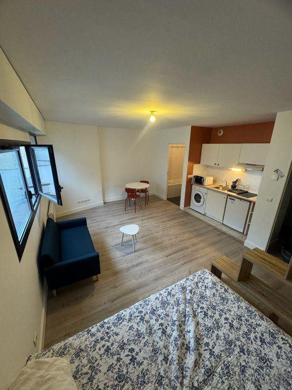 
                                                Location
                                                 Beau studio meublé 30m² Bordeaux centre