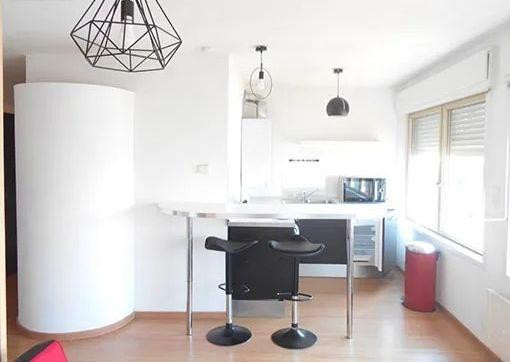 
                                                Location
                                                 Beau studio meuble 30m² en zone Linkling