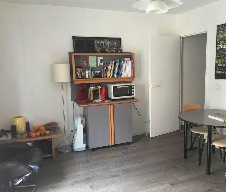 
                                                Location
                                                 Beau studio meublé 30m² refait à neuf avec parking