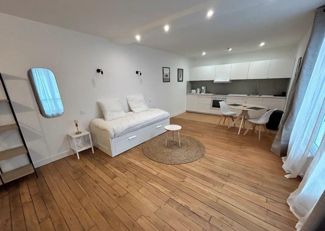 
                                                Location
                                                 Beau studio meublé 30m²  Rue du Couédic