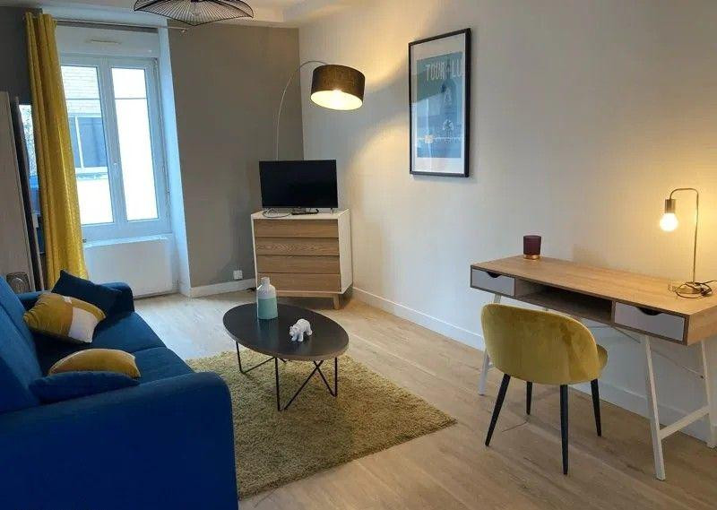 
                                                Location
                                                 Beau studio meublé 30m² tout équipé au calme