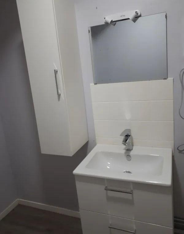 
                                                Location
                                                 Beau studio meublé 30m2 Amiens Sud - CHR