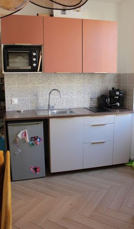 
                                                Location
                                                 Beau studio meublé 32m² lumineux et rénové