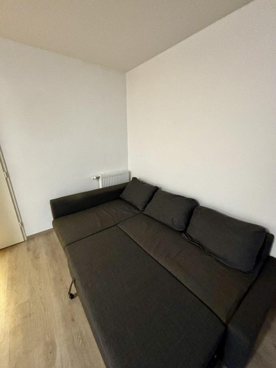 
                                                Location
                                                 Beau studio meublé 32m² quartier Charles Floquet