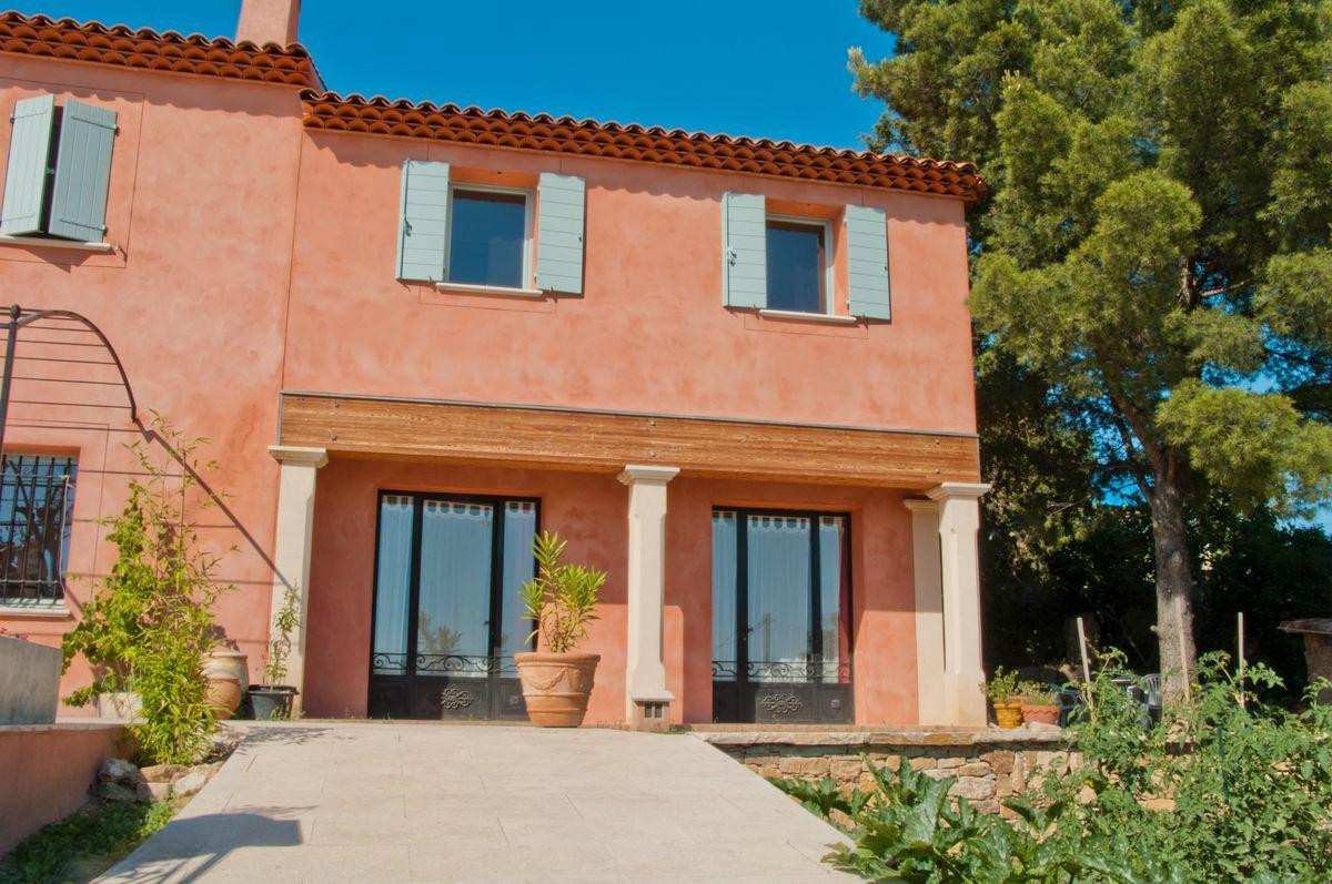 
                                                Location
                                                 Beau studio meublé 32m2 coeur de Château-Gombert
