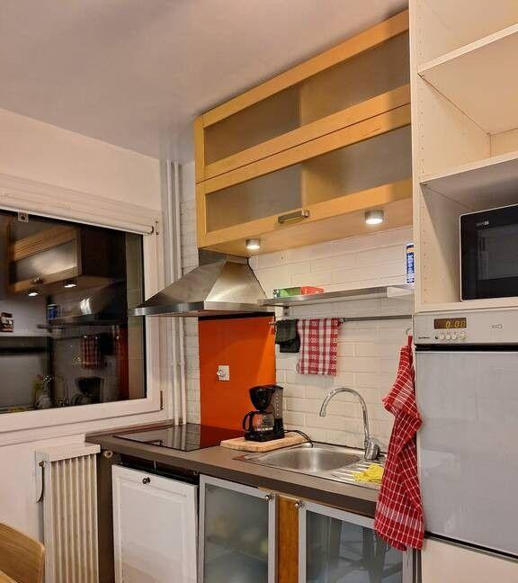 
                                                Location
                                                 Beau studio meublé 35m² avec balcon