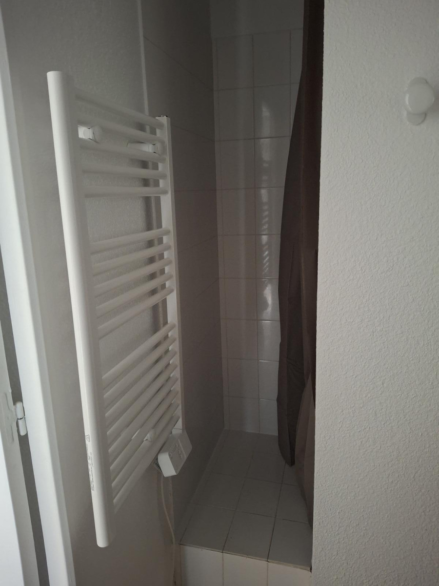 
                                                Location
                                                 Beau studio meublé 35m² Chantier naval