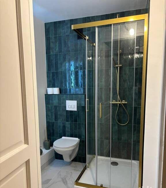 
                                                Location
                                                 Beau studio meublé 36m² très lumineux avec balcon