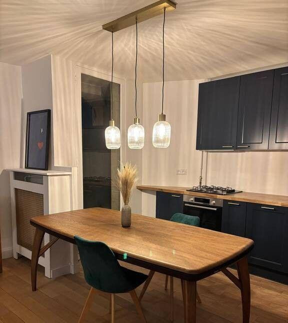 
                                                Location
                                                 Beau studio meublé 36m² très lumineux avec balcon