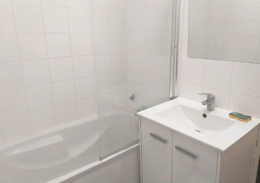 
                                                Location
                                                 Beau studio meublé 37m²  proche Technopole