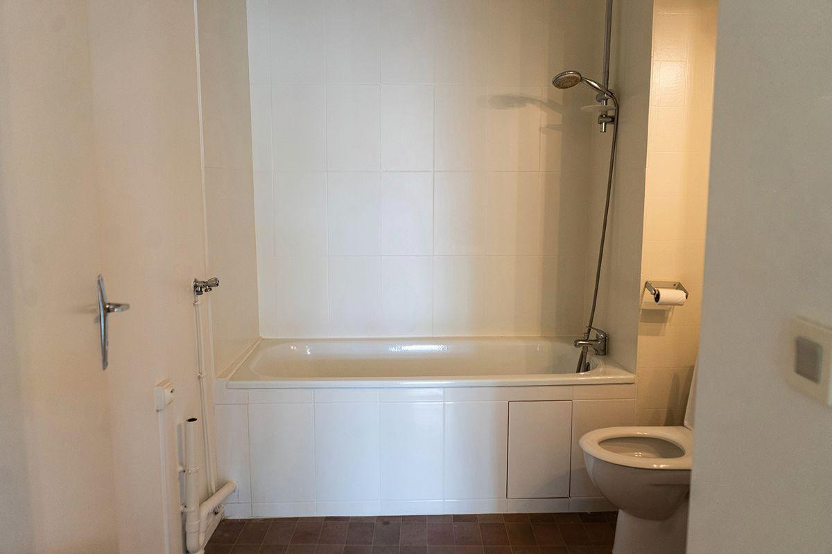 
                                                Location
                                                 Beau studio meublé de 31m²