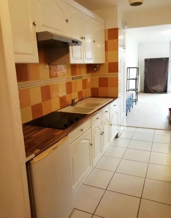 
                                                Location
                                                 Beau studio meublé de 34m² proche Père Lachaise