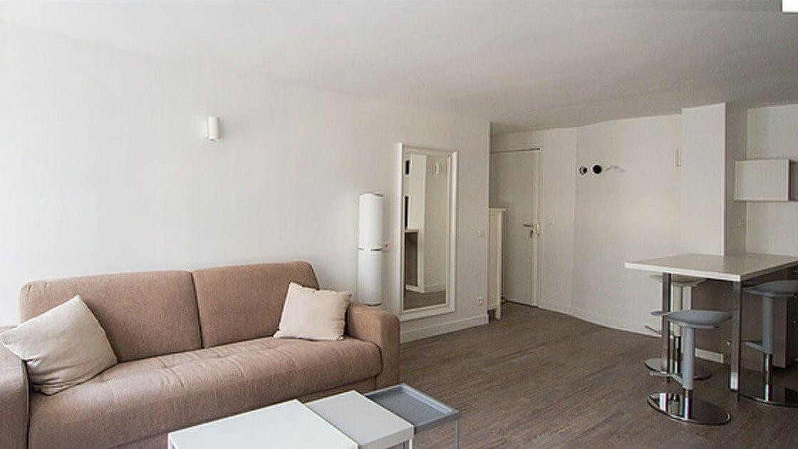 
                                                Location
                                                 Beau studio meublé en très bon état de 27 m²