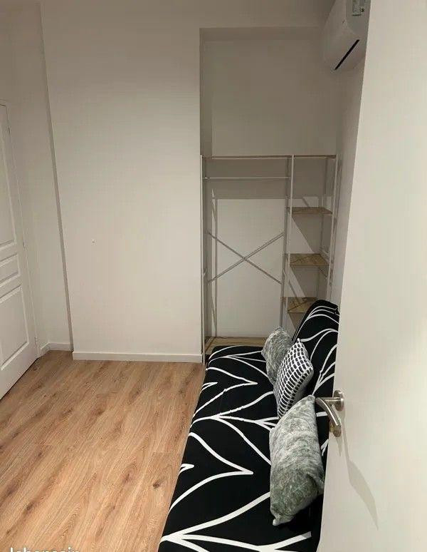
                                                Location
                                                 Beau studio meublé neuf 14m² gare de Loos