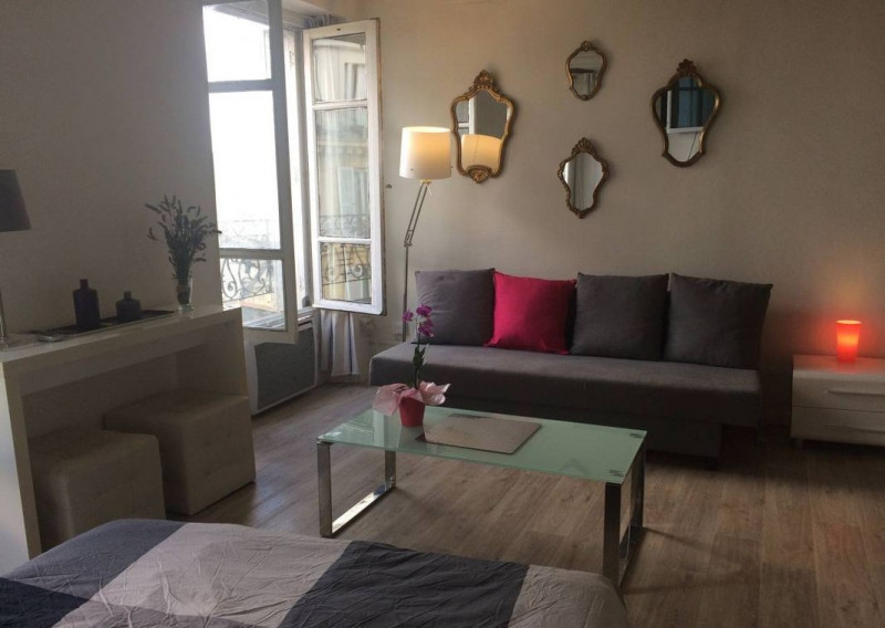 
                                                Location
                                                 Beau studio meublé Paris 10ème dispo fin juin