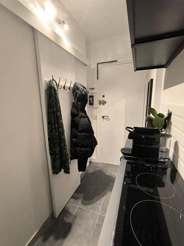 
                                                Location
                                                 Beau studio neuf meublé 10m² Saint James