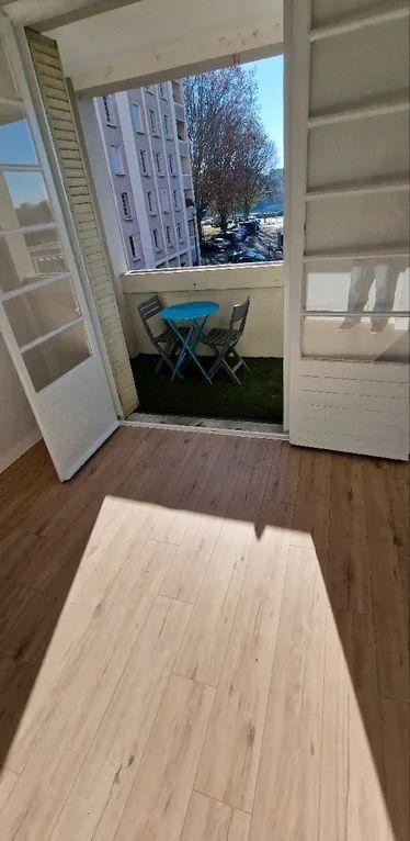 
                                                Location
                                                 Beau studio refait à neuf de 28m2 à la Garonnette