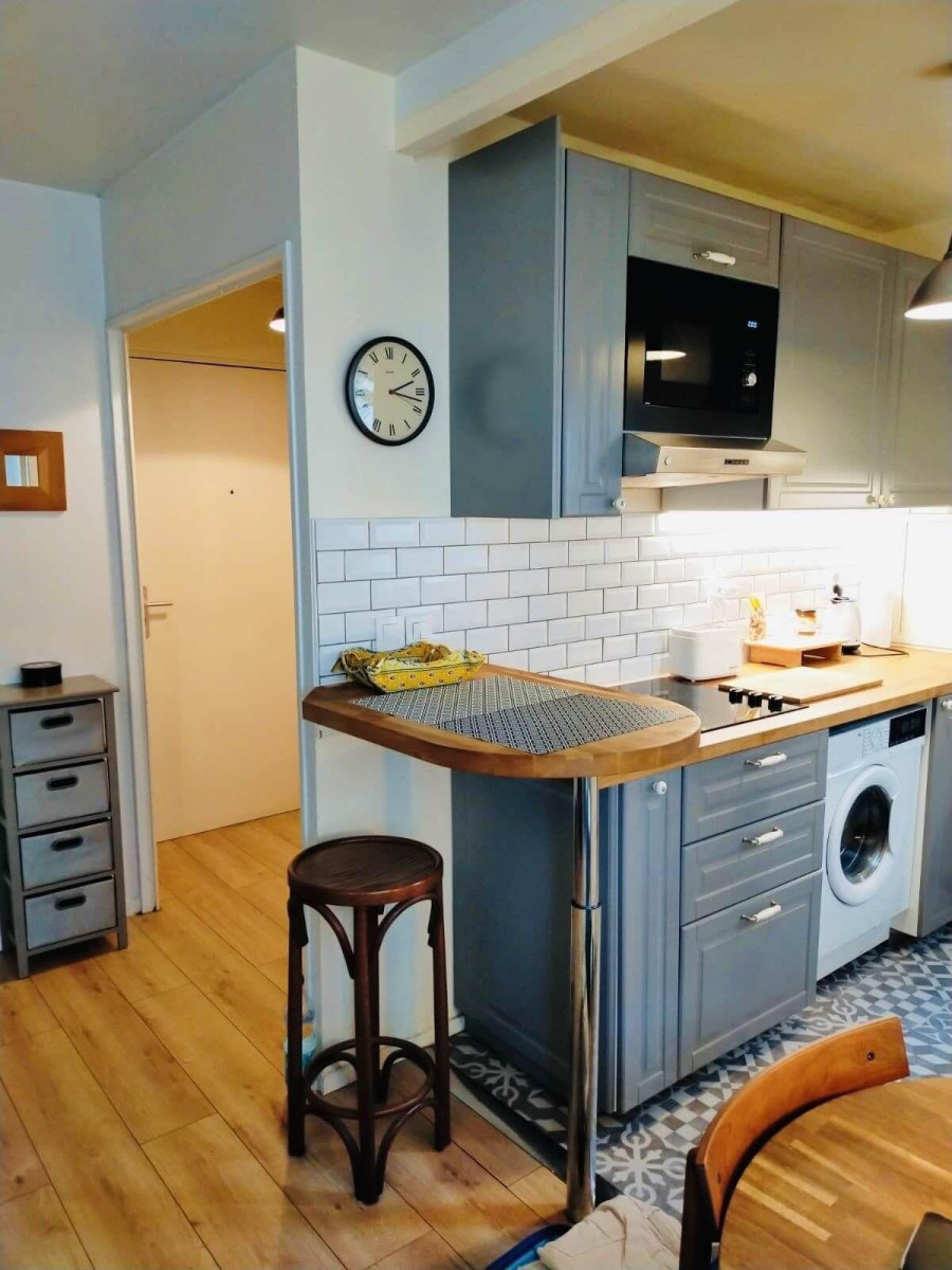 
                                                Location
                                                 Beau studio rénové 27m² avec jardin et terrasse