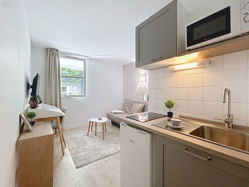 
                                                Location
                                                 Beau studio rénové meublé 17m² Rives de Meurthe