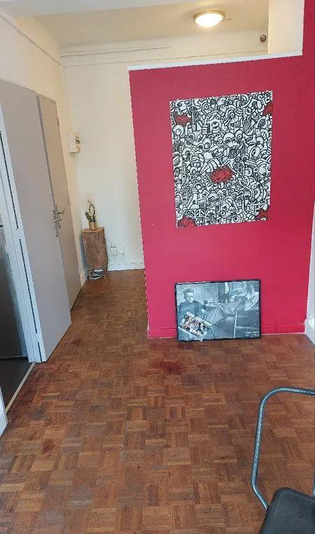 
                                                Location
                                                 Beau studio sympa 30m2 bien placé Marseille 4ème