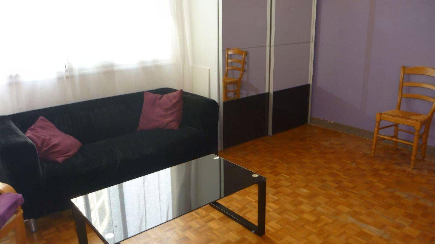 
                                                Location
                                                 Beau studio/T2 meublé 32m² gare des Vallées