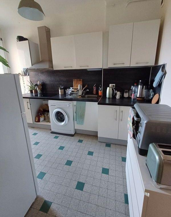 
                                                Location
                                                 Beau T1 40m² lumineux et calme avec vue dégagée