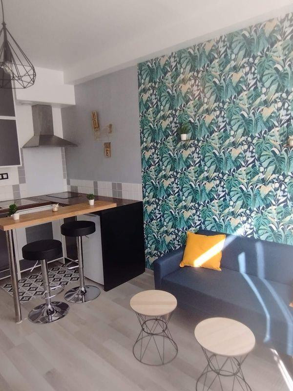 
                                                Location
                                                 Beau T1 Bis 27m² quartier Roseraie