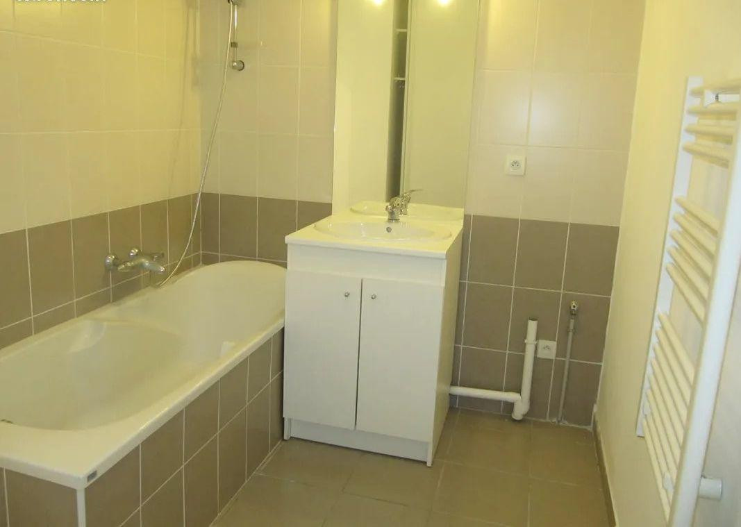 
                                                Location
                                                 Beau T1 Bis 36m²  6 Avenue Marie Reynoard