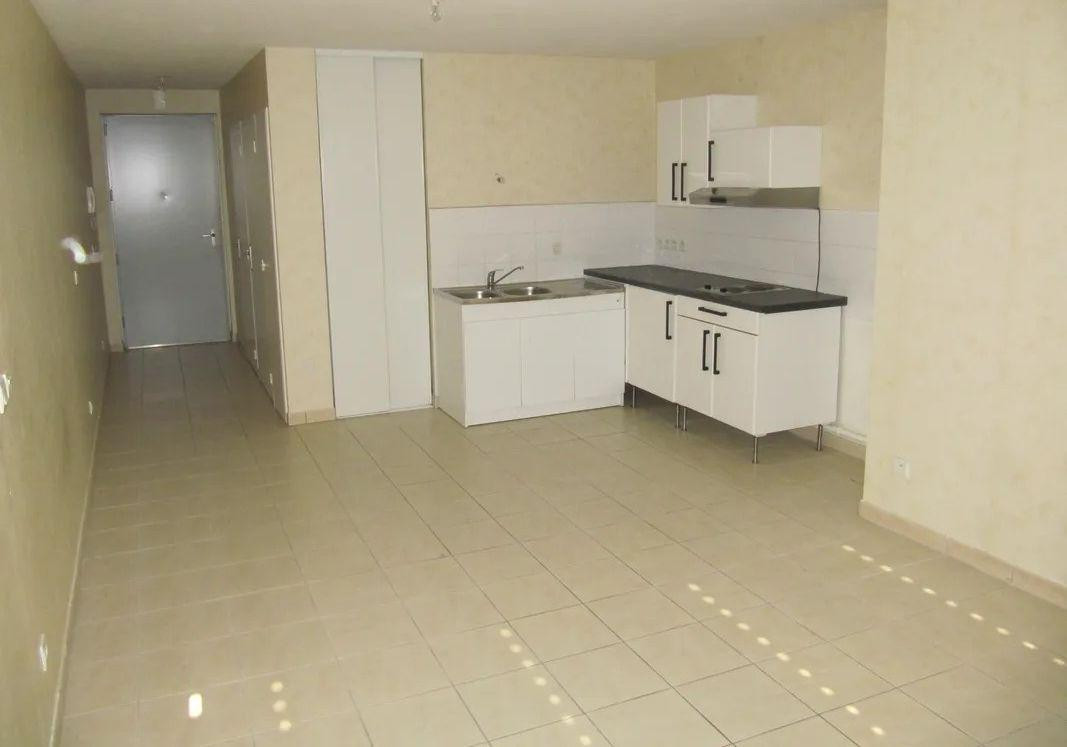
                                                Location
                                                 Beau T1 Bis 36m²  6 Avenue Marie Reynoard