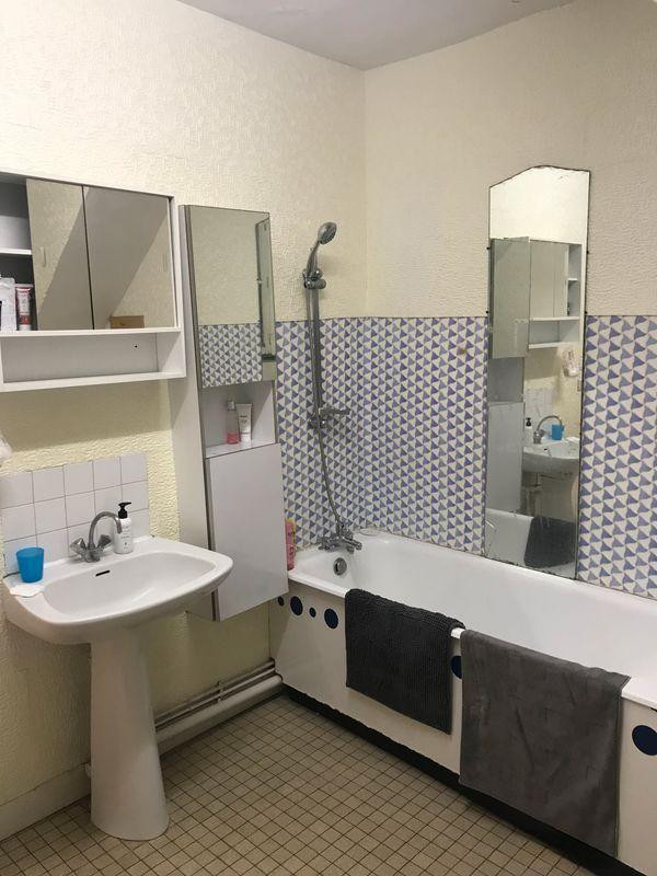 
                                                Location
                                                 Beau T1 bis 44 m2 Angers hyper centre