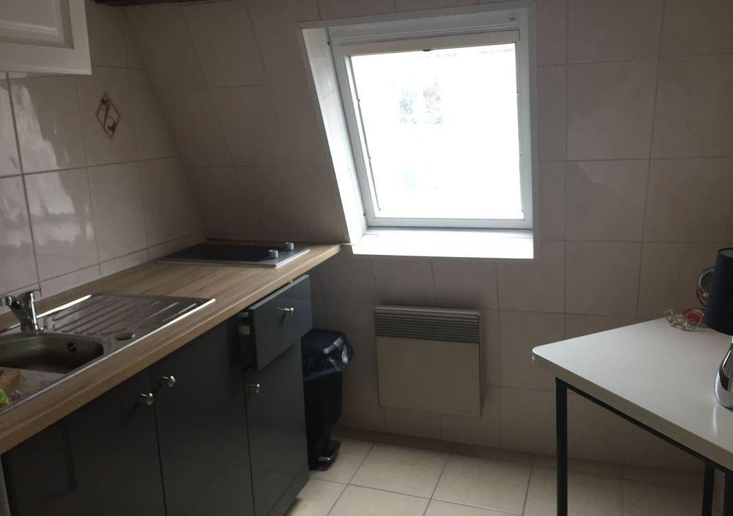 
                                                Location
                                                 Beau T1 meublé 18,5m² - Lille Gambetta