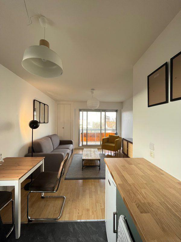 
                                                Location
                                                 Beau T1 meublé 24m² Saint Maur des Fossés