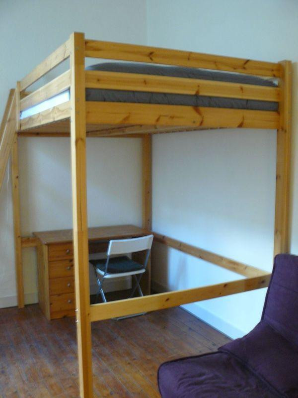 
                                                Location
                                                 Beau T1 meublé de 22m2 plein centre