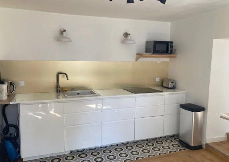 
                                                Location
                                                 Beau T1Bis/20P meublé 29m² rue des hauts pavés