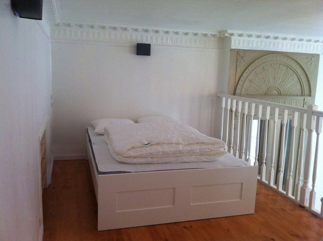 
                                                Location
                                                 Beau T1Bis Jardin public 44m²