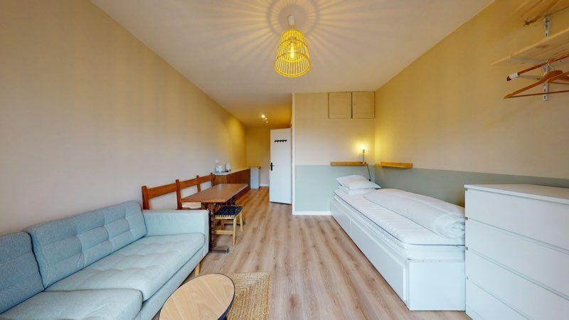 
                                                Location
                                                 Beau T1bis meublé et entièrement rénové 25m²