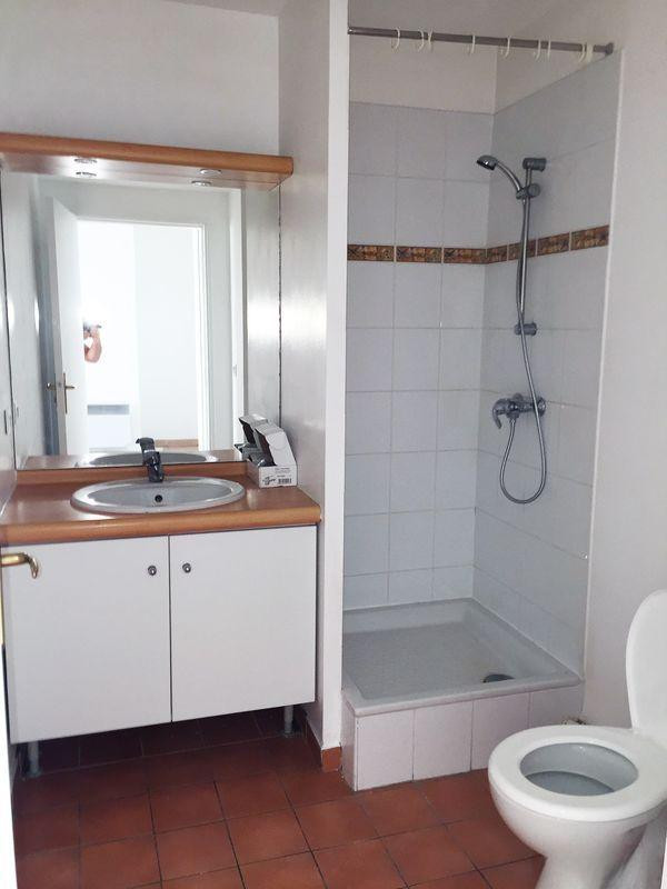 
                                                Location
                                                 Beau T2 34m² avec terrasse et garage