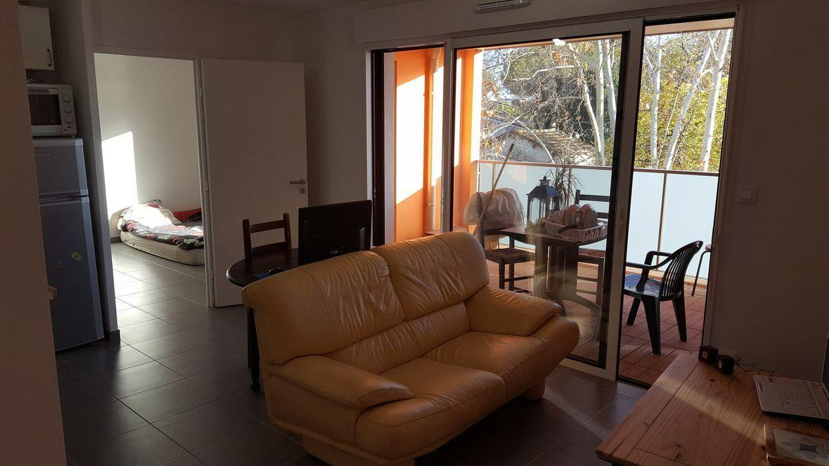 
                                                Location
                                                 Beau T2 37m² lumineux - Quartier OVALIE