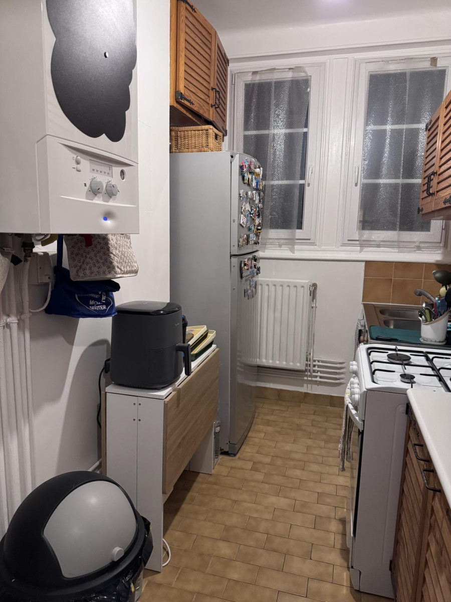
                                                Location
                                                 Beau T2 37m² rénové et meublé