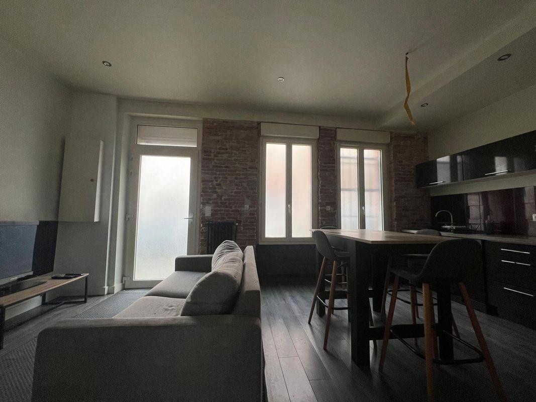 
                                                Location
                                                 Beau T2 38m² Bonnefoy